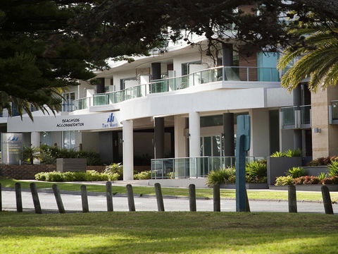 The Waves Apartments - Accommodation Perth 12