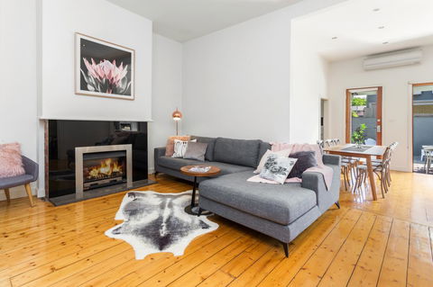 Central Bendigo Cottage, Walk To Everywhere!! - Accommodation Perth 0
