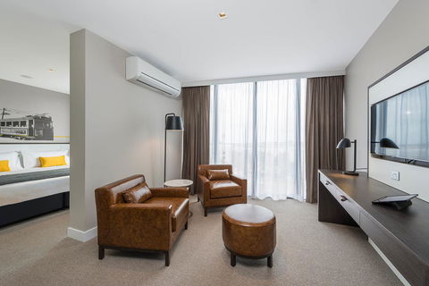 Peppers Docklands - Perth Resorts 28