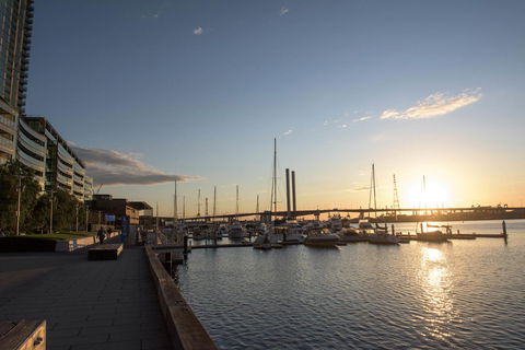 Peppers Docklands - Perth Resorts 35