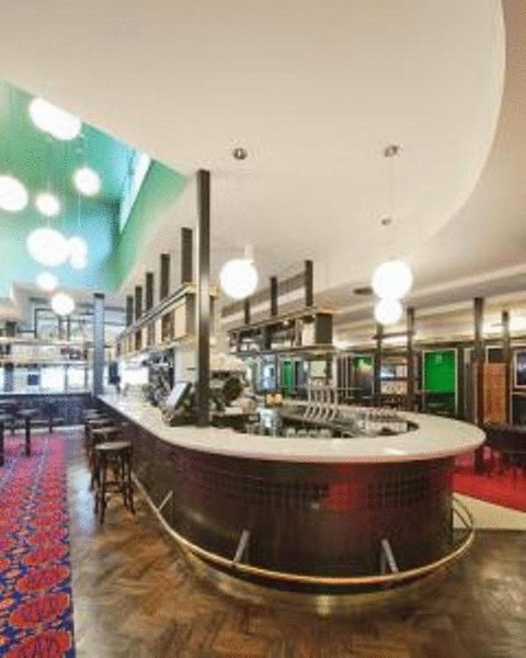 Middle Park Hotel - Perth Resorts 11