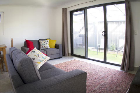 16 King Street - Accommodation Perth 5