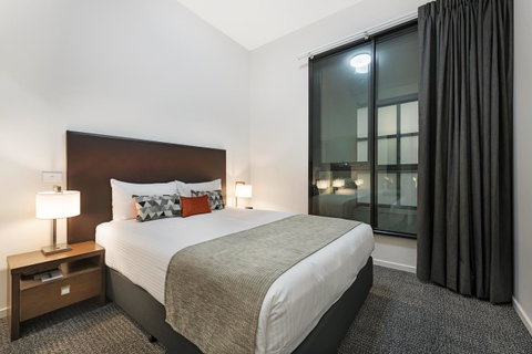 Melbourne CBD Central Apartment Hotel Official - Accommodation Perth 13