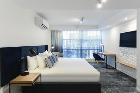 Brady Apartment Hotel Flinders Street - Accommodation Perth 0