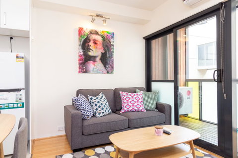 Canvas Suites On Russell Place - Accommodation Perth 17