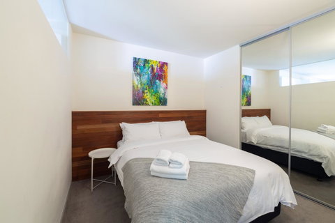 Canvas Suites On Russell Place - Accommodation Perth 1