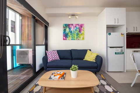 Canvas Suites On Russell Place - Accommodation Perth 5