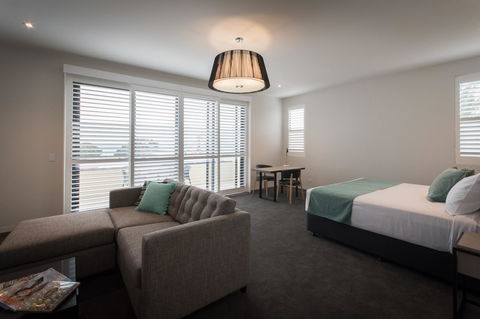 Rye Hotel By Nightcap Plus - Perth Resorts 8
