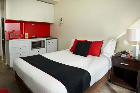 City Edge On Elizabeth Apartment Hotel - Accommodation Perth 5
