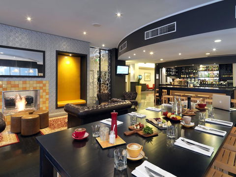 Mantra On Little Bourke - Accommodation Perth 2