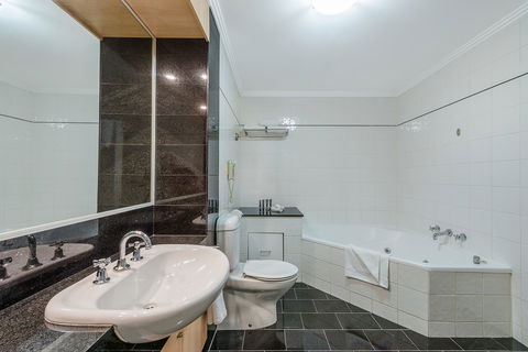 Mantra On Little Bourke - Accommodation Perth 25