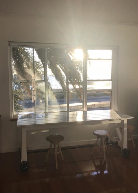 Beach Front Beauty - Accommodation Perth 2