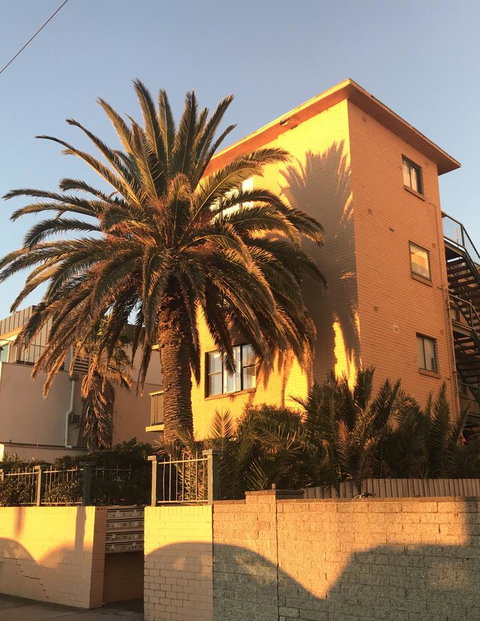 Beach Front Beauty - Accommodation Perth 11
