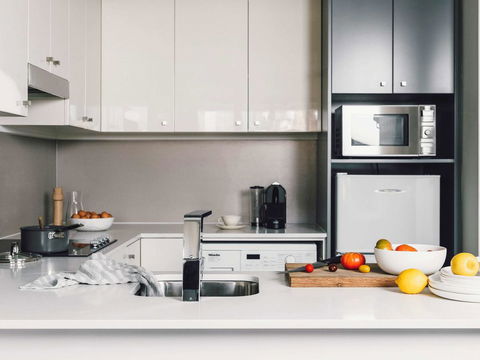 Quay West Suites Melbourne - Accommodation Perth 43