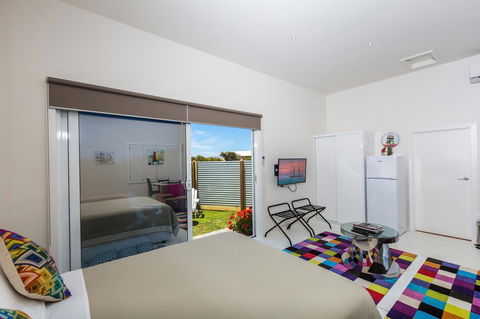 Cottages For Couples - Accommodation Perth 3