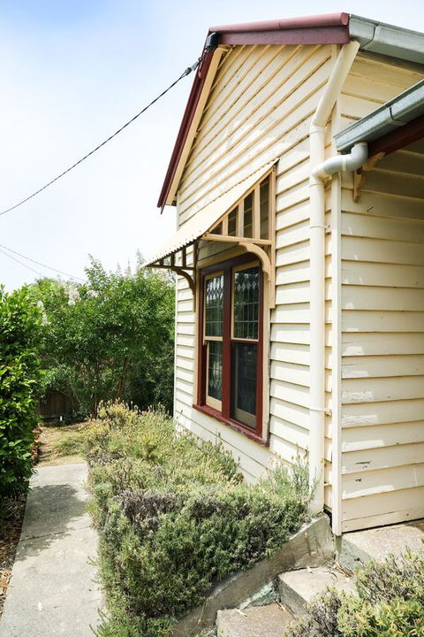 Miss Pym's Cottage - Accommodation Perth 1