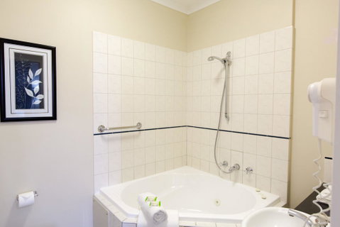 Barkly Motorlodge - Perth Resorts 6