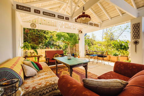 The Blue Beach House - Accommodation Perth 0