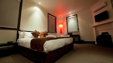 The Burwood Inn - Accommodation Perth 3