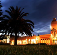 The Central Hotel Motel Lakes Entrance - Perth Resorts