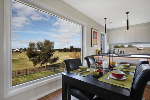 The Clubhouse On Black Bull - Accommodation Perth 2