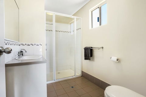 The Cove Holiday Village - Accommodation Perth 2