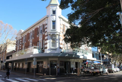 The Crown & Anchor Hotel - Accommodation Perth 0