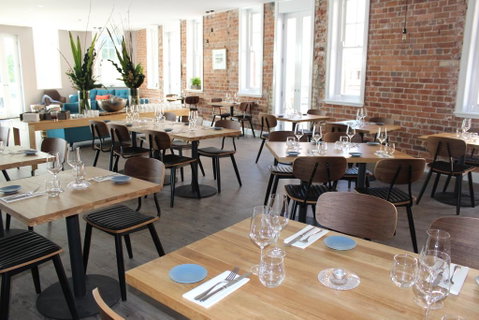 The Crown & Anchor Hotel - Accommodation Perth 3
