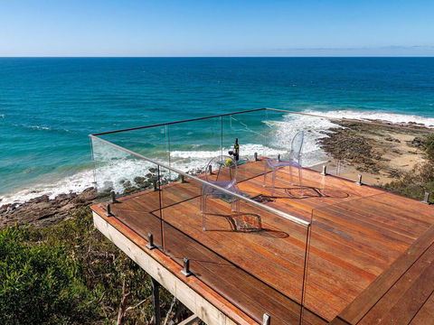 THE DECK HOUSE - A WYE RIVER ICON - Accommodation Perth 1