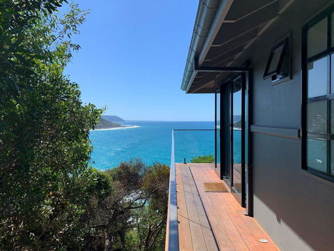 THE DECK HOUSE - A WYE RIVER ICON - Accommodation Perth 3