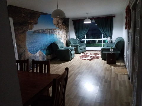 The DOLPHIN PLACE - Accommodation Perth 1