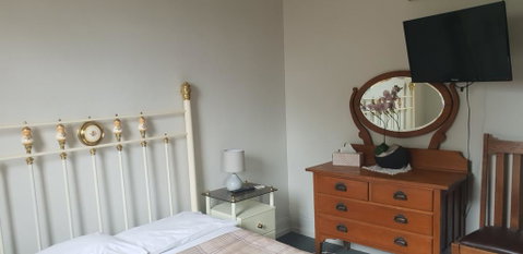 The Eastern Hotel - Accommodation Perth 3