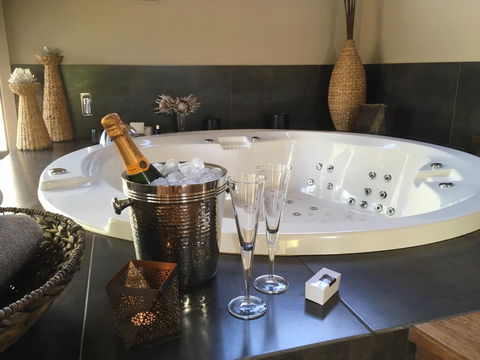 The Edge Villa - Accommodation Perth 3
