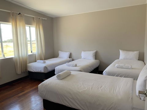 THE FAMILY RETREAT - Accommodation Perth 2