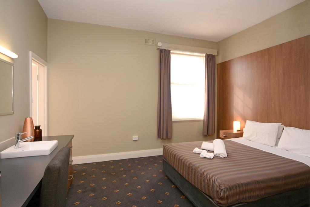 Devonport TAS Accommodation Perth