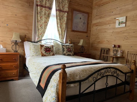 The Goat And Goose Bed & Breakfast - Accommodation Perth 3