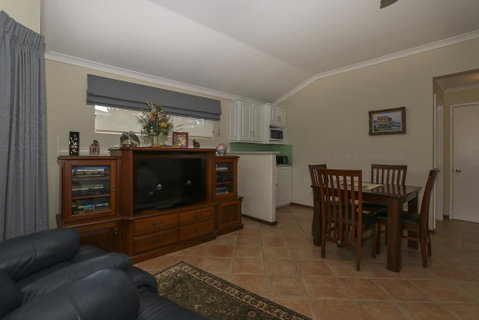The Good Life B&B - Accommodation Perth 3