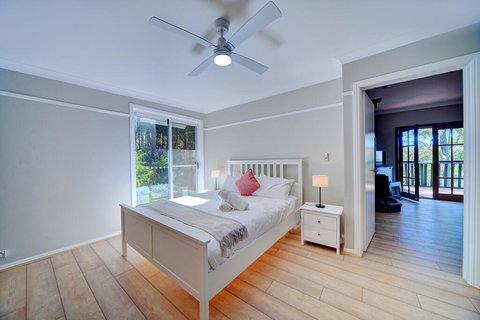 The Hillside Cottage - Accommodation Perth 3