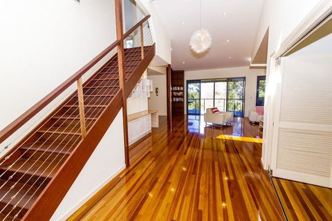 The Holiday House - Accommodation Perth 0