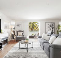 The Jetty Apartment by Ready Set Host - Accommodation Perth