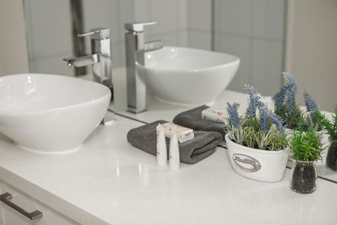 The Jetty Apartment By Ready Set Host - Accommodation Perth 2