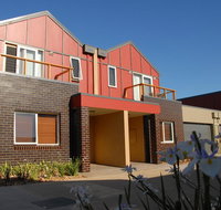 The Lakes Apartments