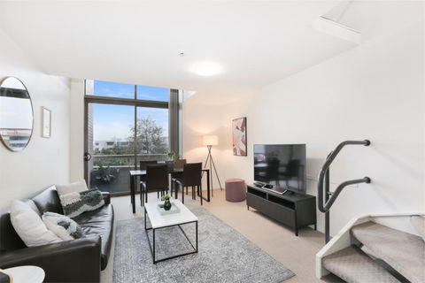 The Little Darling Of The Harbour - Accommodation Perth 0