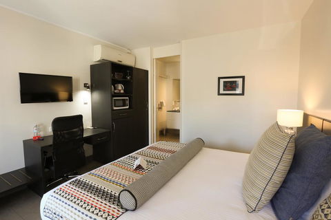 The Matador - Accommodation Perth 3