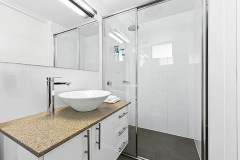 The Mid Pacific - Accommodation Perth 3