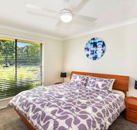 The Noraville House - Large Family Home - Accommodation Perth