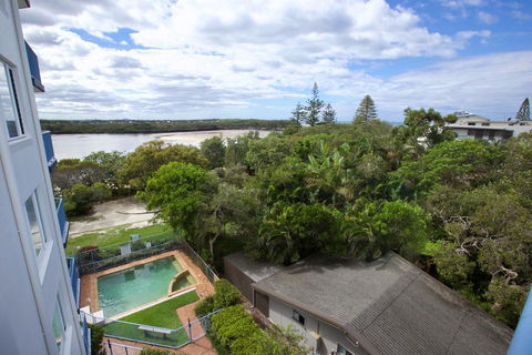 The Outlook Unit 14, 9 Hume Pde - Perth Resorts 1