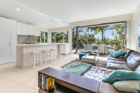 The Peachy Life, Sunshine Beach - Accommodation Perth 3