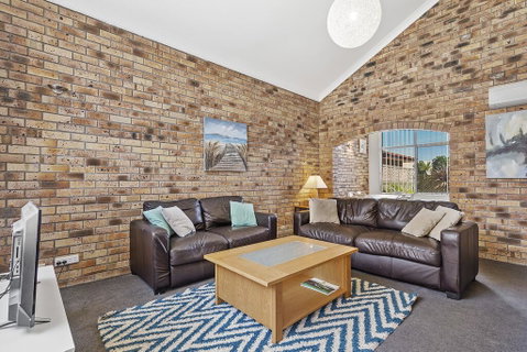 The Pines 5 - Accommodation Perth 2