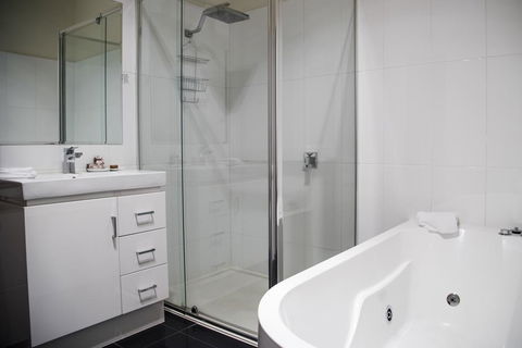 The Royal Daylesford Hotel - Accommodation Perth 3